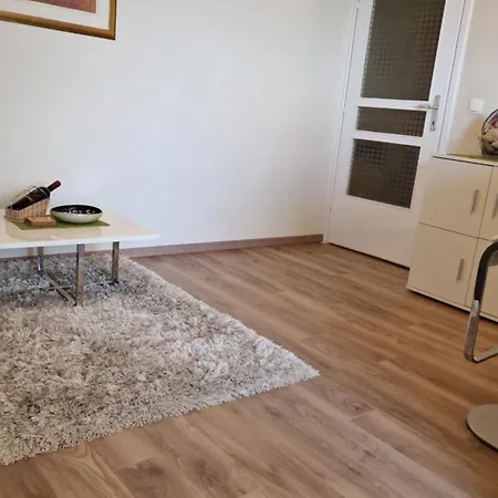 Apartment Bakus